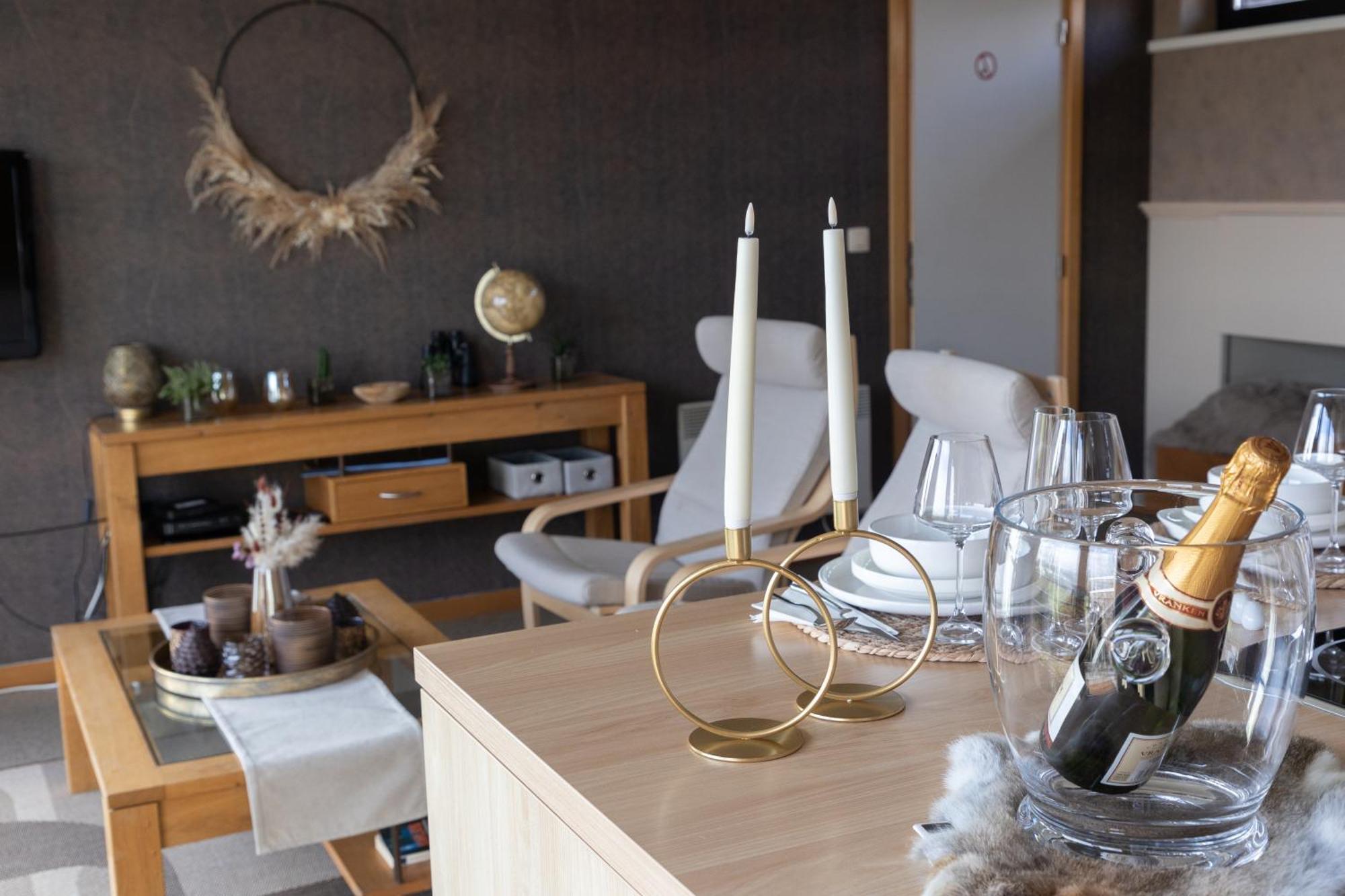 Le Petit Logis Apartment ชัลเลย์ ภายนอก รูปภาพ